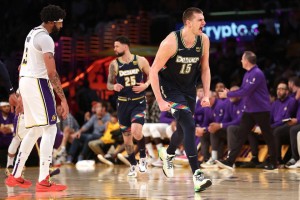 这下没疑问了！NBA谁效率高一目了然！詹姆斯排历史第四 库里落榜